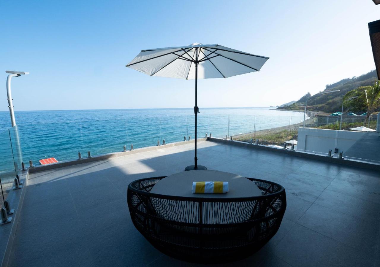 Acre Resort And Spa Lobo Exterior photo